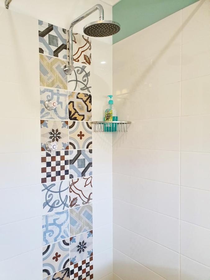 Marazul Best Deal - Stone Bathtub, Wifi, Functional - Mandarins And Lemons When Available Vincentia Kültér fotó